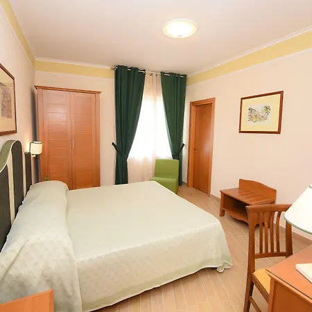 Tourist Hotel