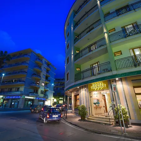 Otel Tourist