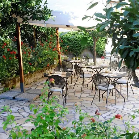 Tourist Hotel Sorrento