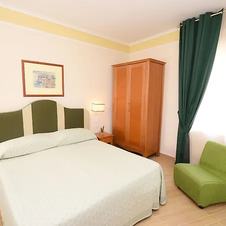 Tourist Hotel