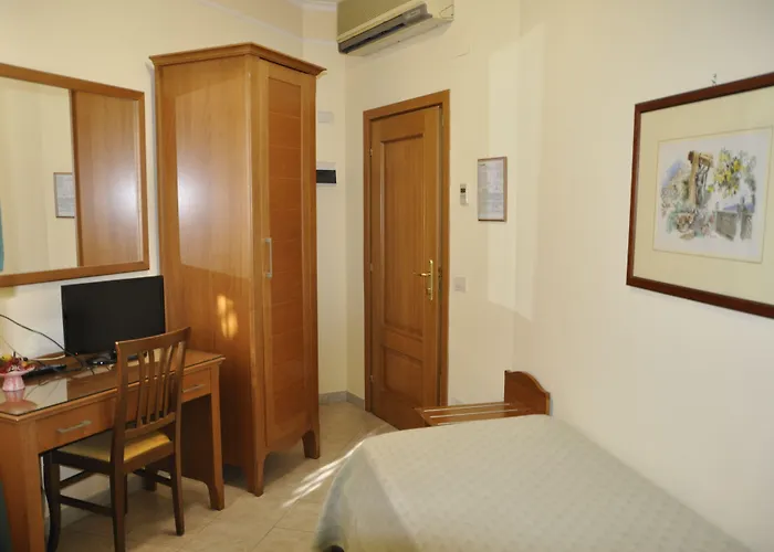 Tourist Сорренто